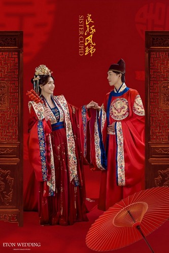 漢服婚紗推薦,婚紗工作室漢服,漢服婚紗攝影,漢服婚禮禮服,傳統漢服婚紗,時尚漢服婚紗,漢服個人寫真,漢服全家福攝影,漢服拍照,漢服寫真